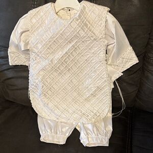 Elegant White Quilted Baby Outfit Bautizm ropon style .